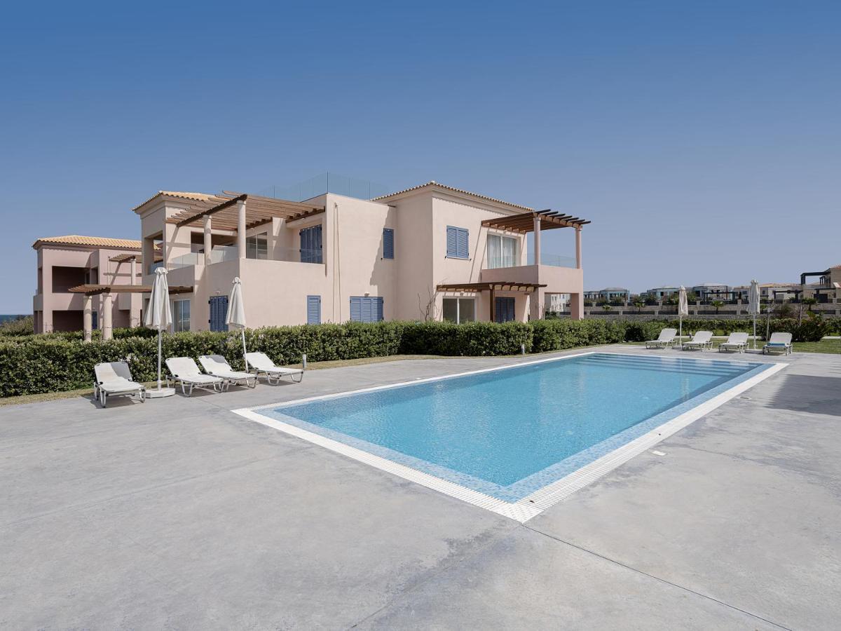 Resitour - Aphrodite Beachfront Pirgos Psilonerou Exteriér fotografie