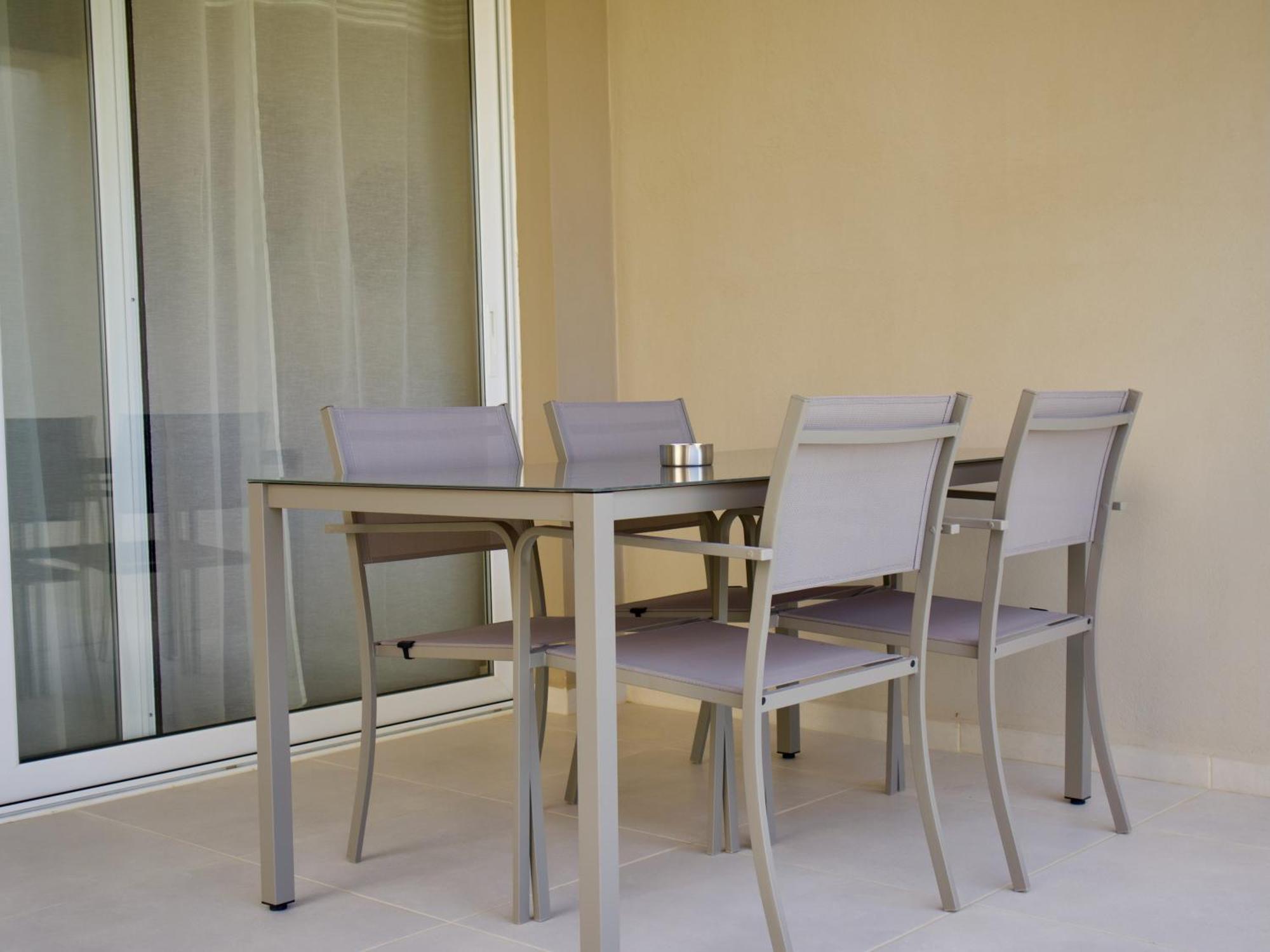 Resitour - Aphrodite Beachfront Pirgos Psilonerou Pokoj fotografie